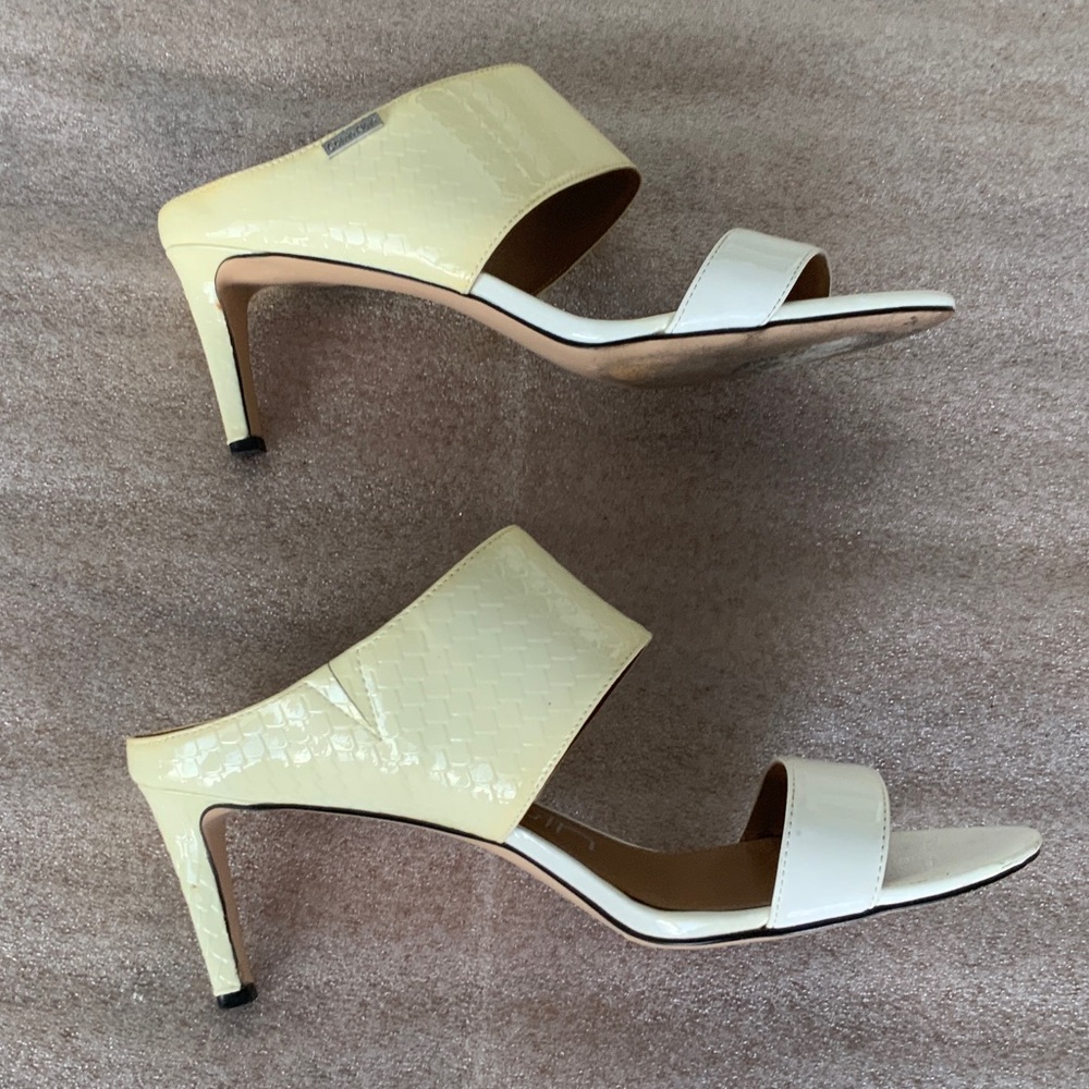 Calvin Klein Women's Cream and White Mules
